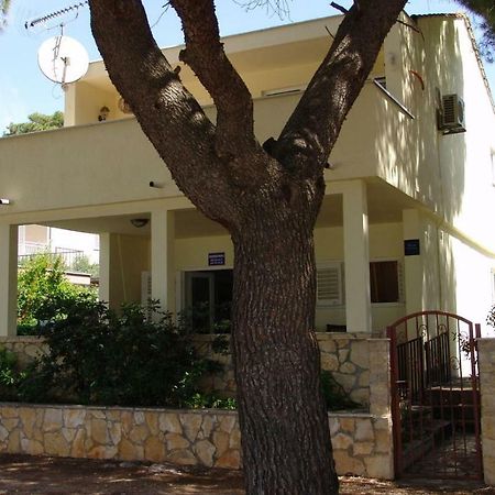Apartment Mihalj Jadrija-Ground Floor Екстер'єр фото
