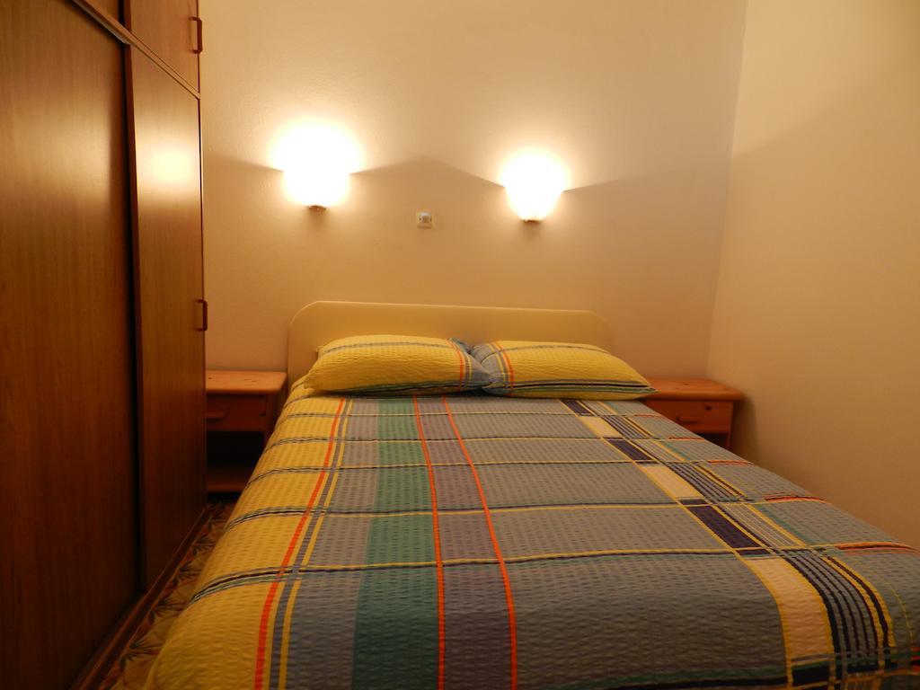 Apartment Mihalj Jadrija-Ground Floor Номер фото
